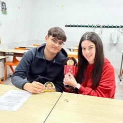 juguetes-reciclados-fpliceolapaz-07